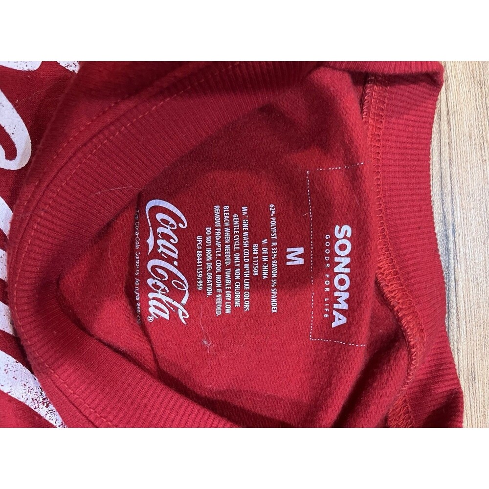 Coca Cola Graphic Shirt Lot Mens M Polar Bear Tees & Logo Sweatshirt Bundle - Picture 7 of 8